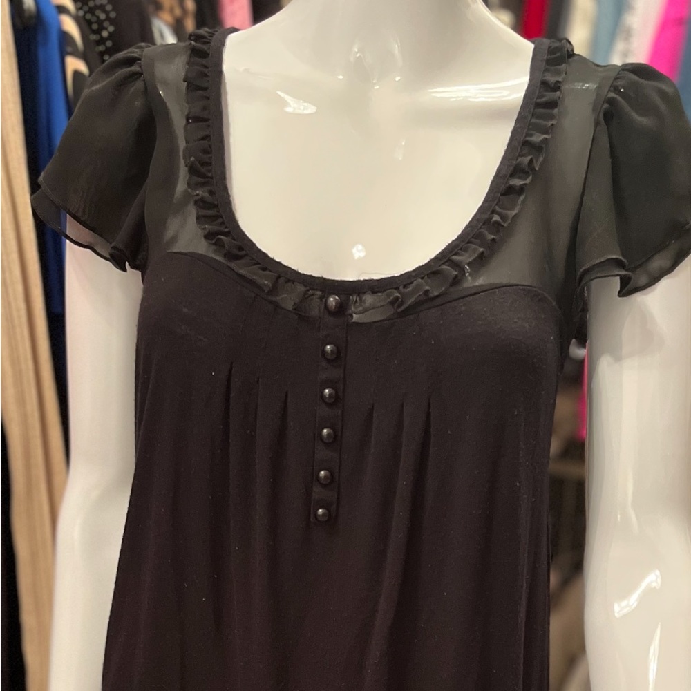 Feminine ruffle sleep top